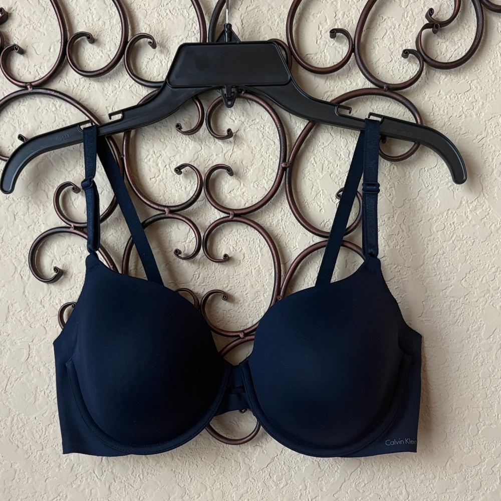 Calvin Klein Deep Blue Bra